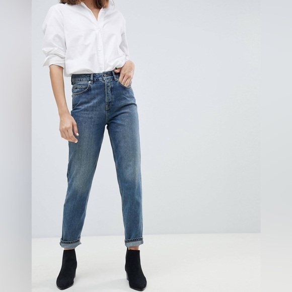 NWT Selected Femme Mom Fit Jean - Picture 2 of 11